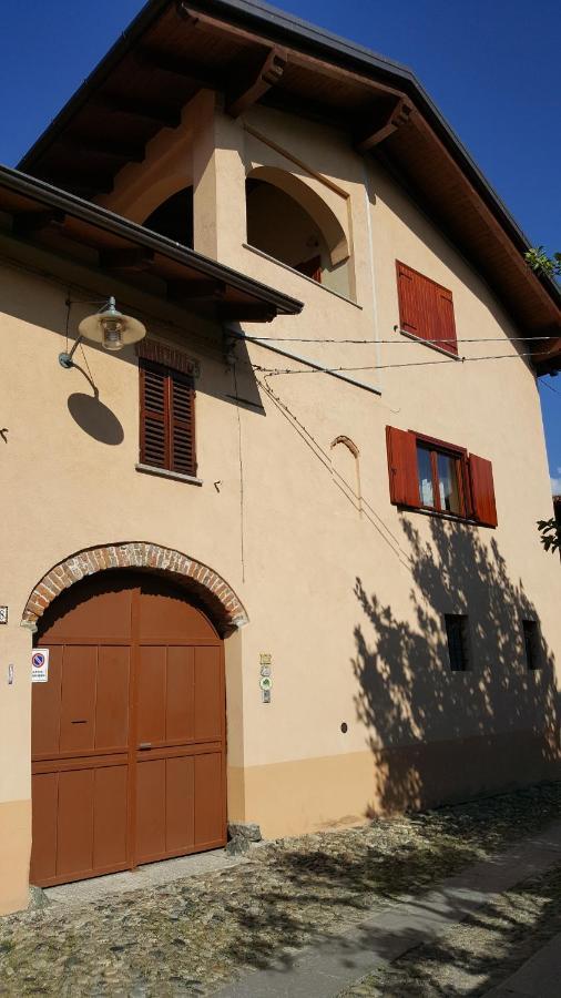 La Taverna Di Tony Bed & Breakfast Montalto Dora Exterior photo